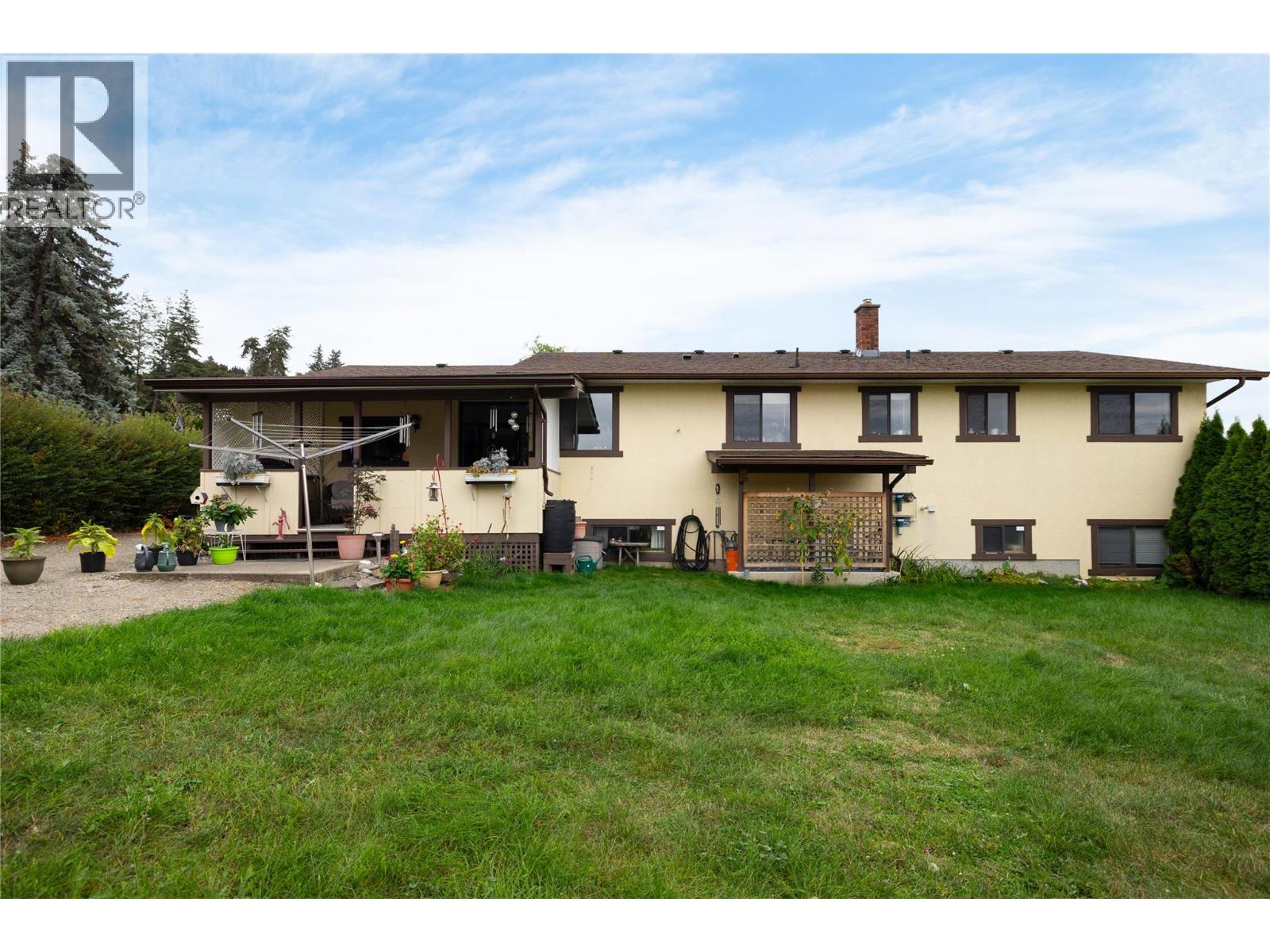537 Robin Road Property Photo 36