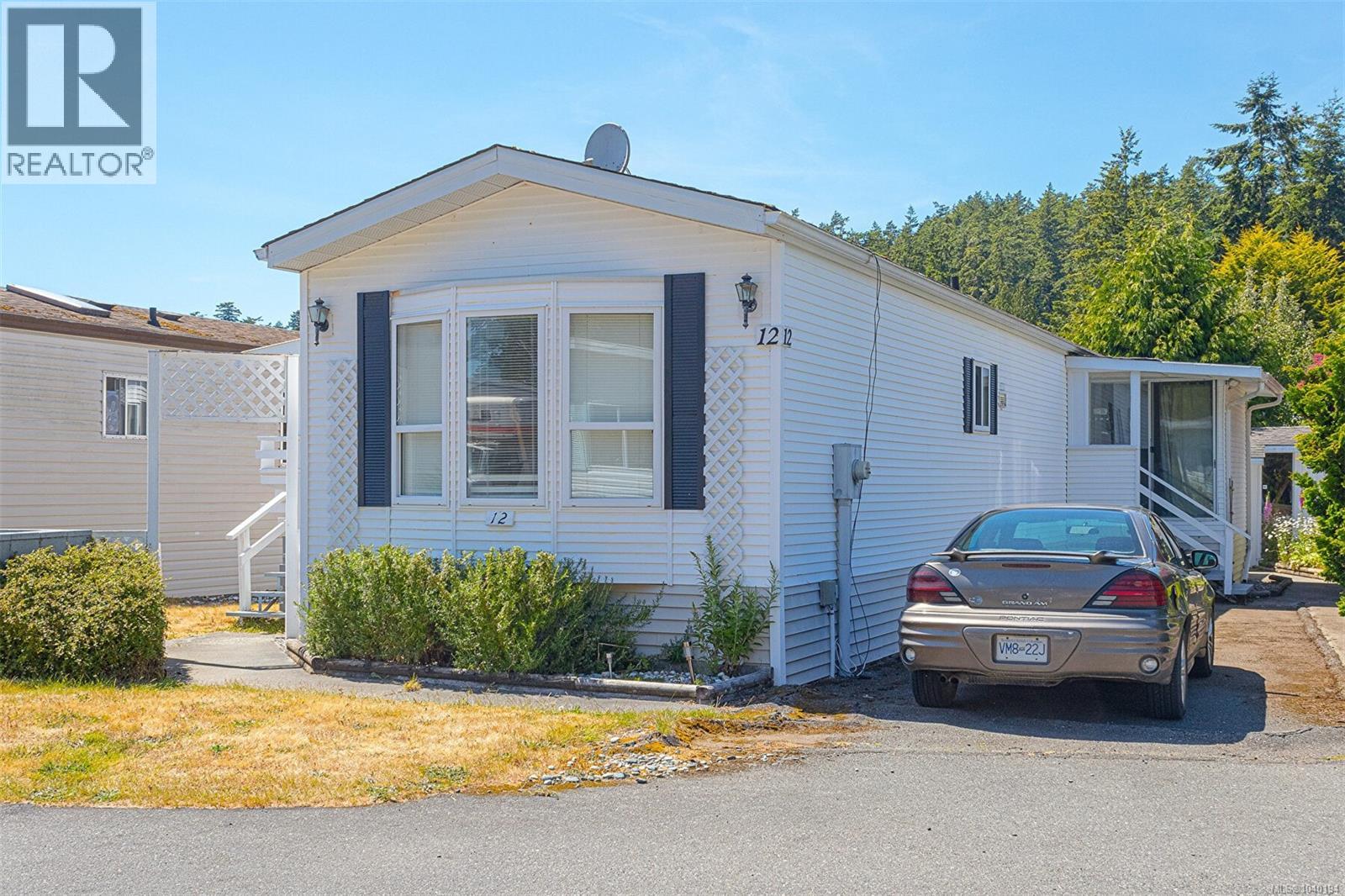 12 7871 West Coast Rd Property Photo 2