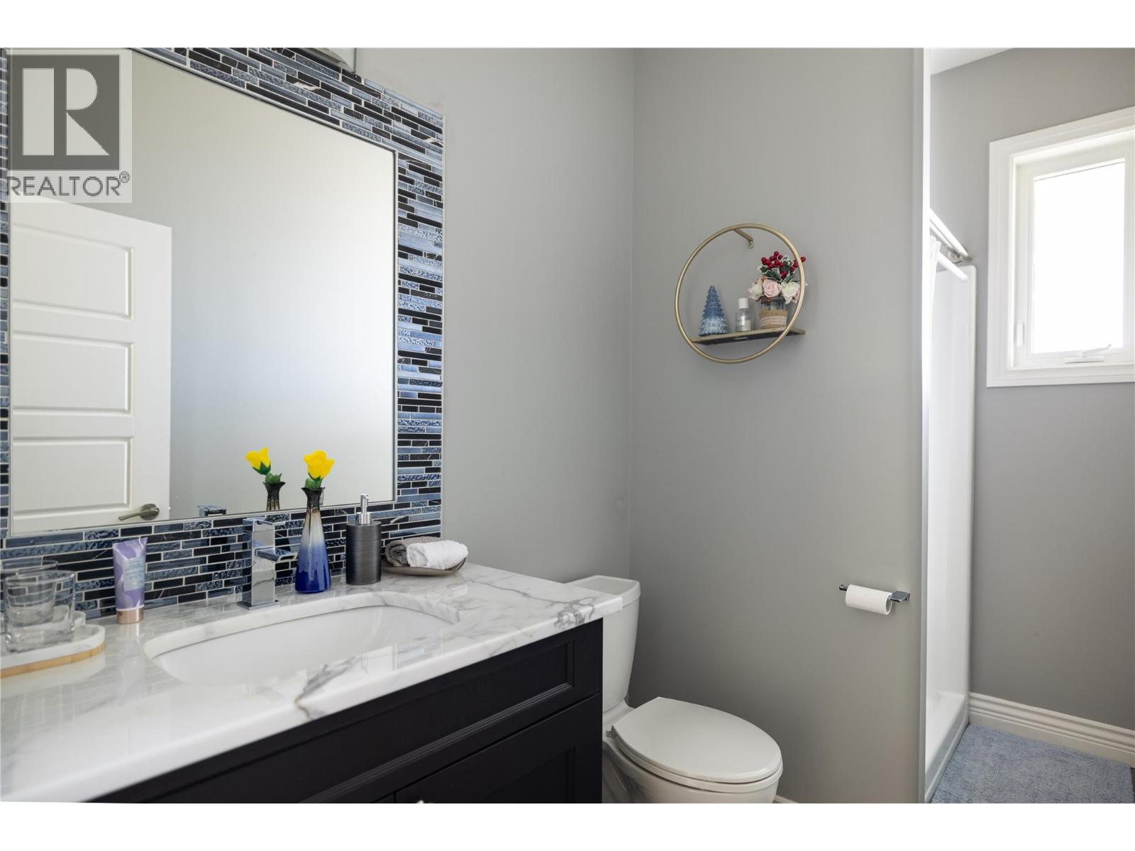 1010 Lamont Court Property Photo 30