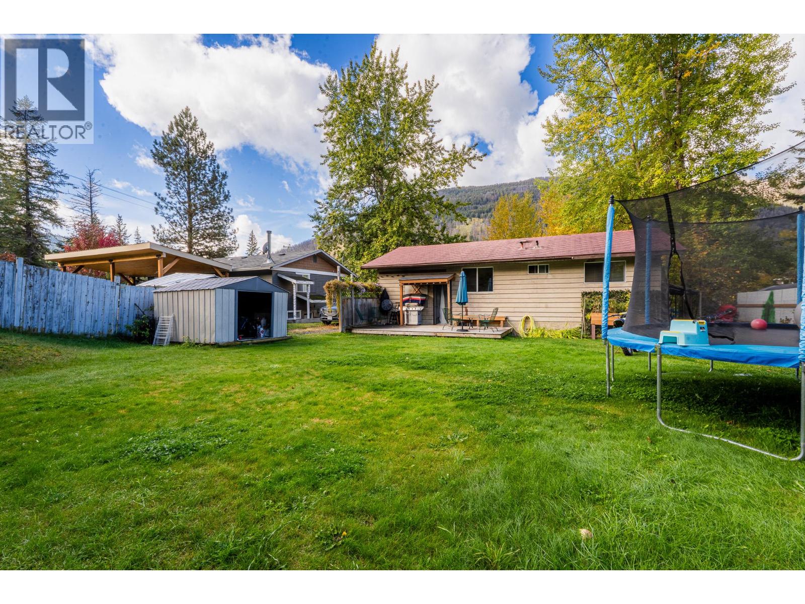 7316 Cahilty Crescent Property Photo 8