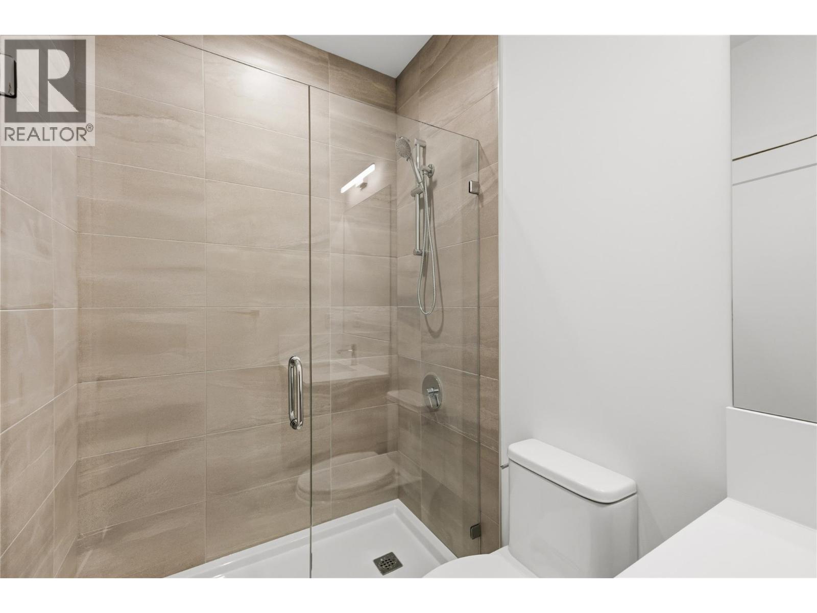 270 Riverside Drive Unit# 415 Property Photo 13