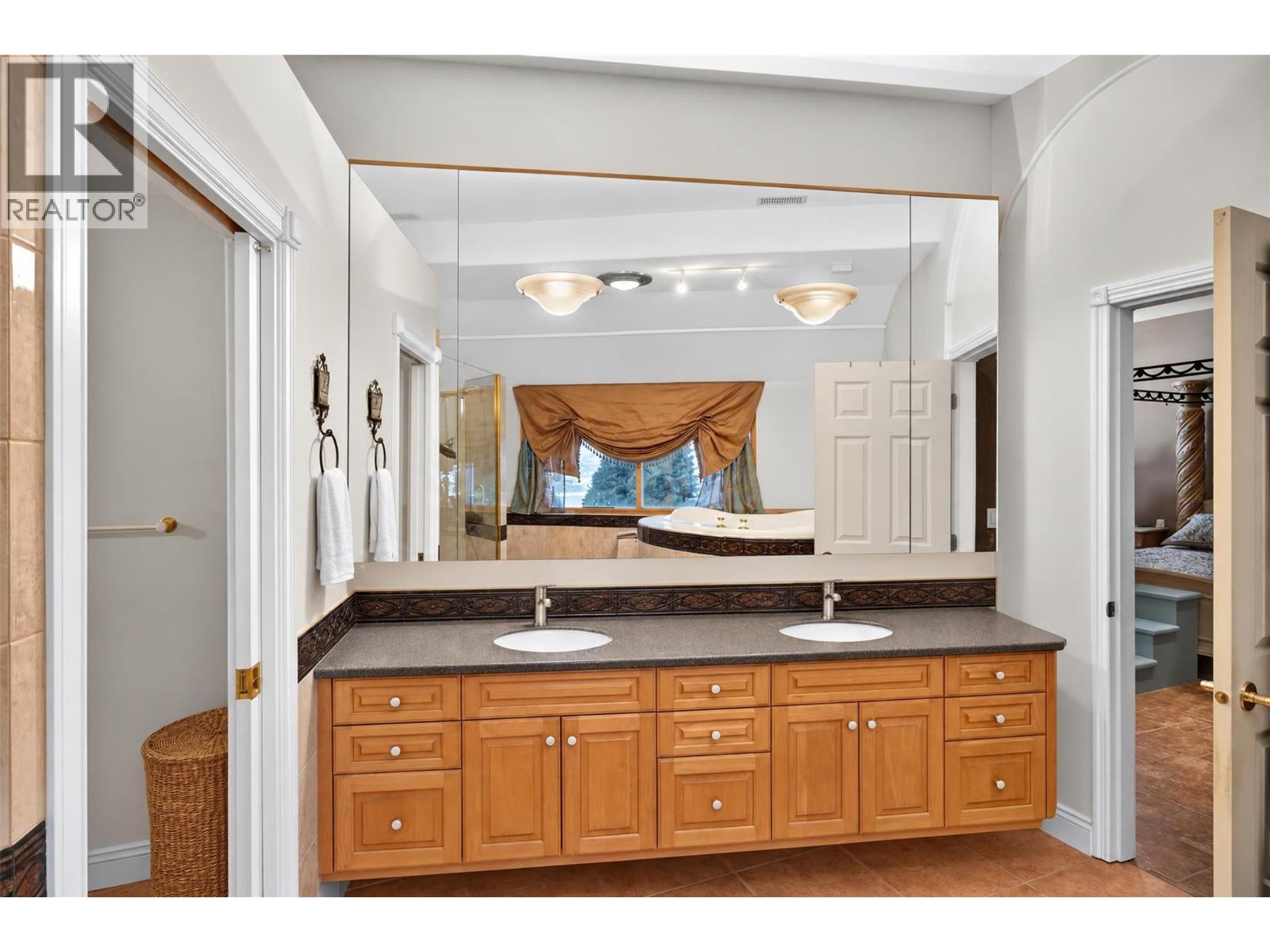 2802 West Bench Drive Property Photo 38
