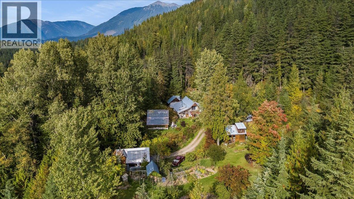 8494 Red Mountain Road Property Photo 1