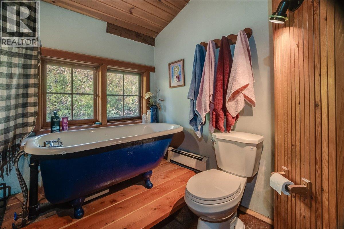 8494 Red Mountain Road Property Photo 28