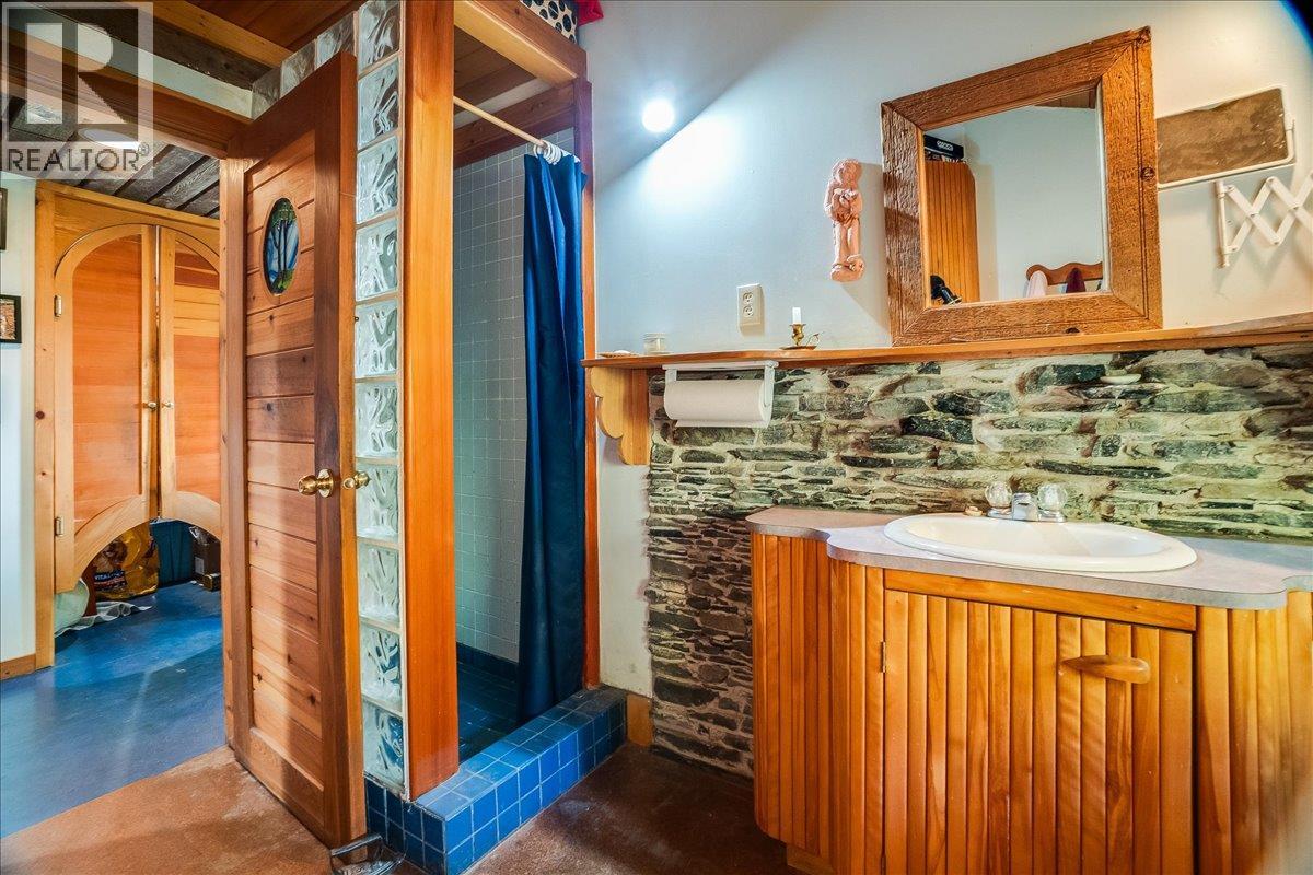 8494 Red Mountain Road Property Photo 29
