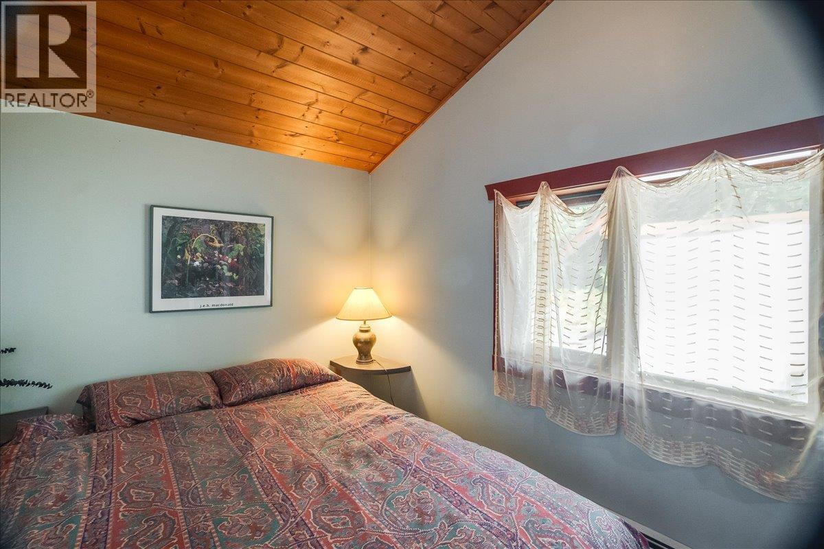 8494 Red Mountain Road Property Photo 32