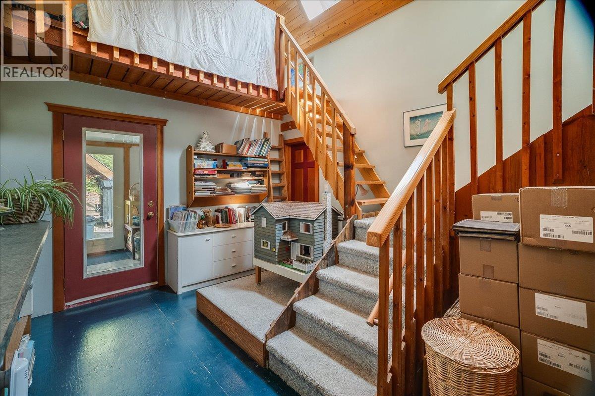 8494 Red Mountain Road Property Photo 37