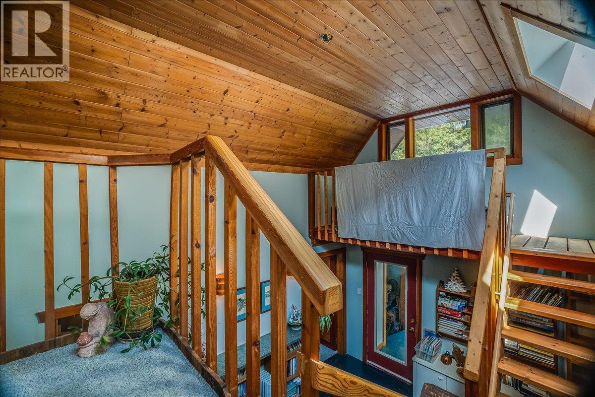 8494 Red Mountain Road Property Photo 38