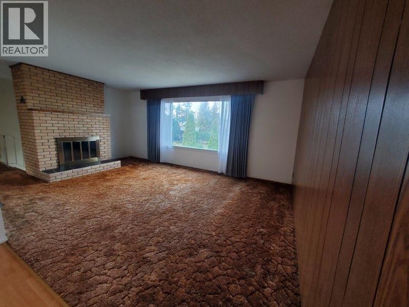 683 Downie Road Property Photo 3