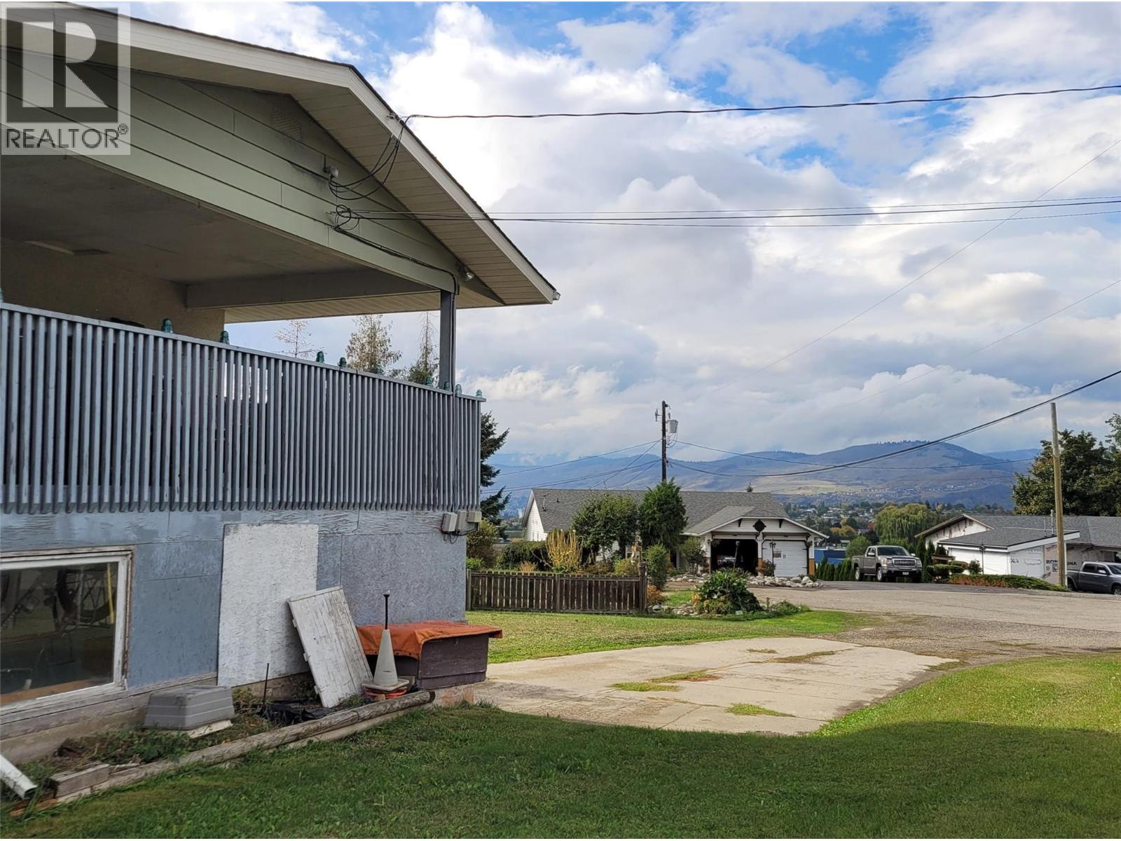 683 Downie Road Property Photo 21