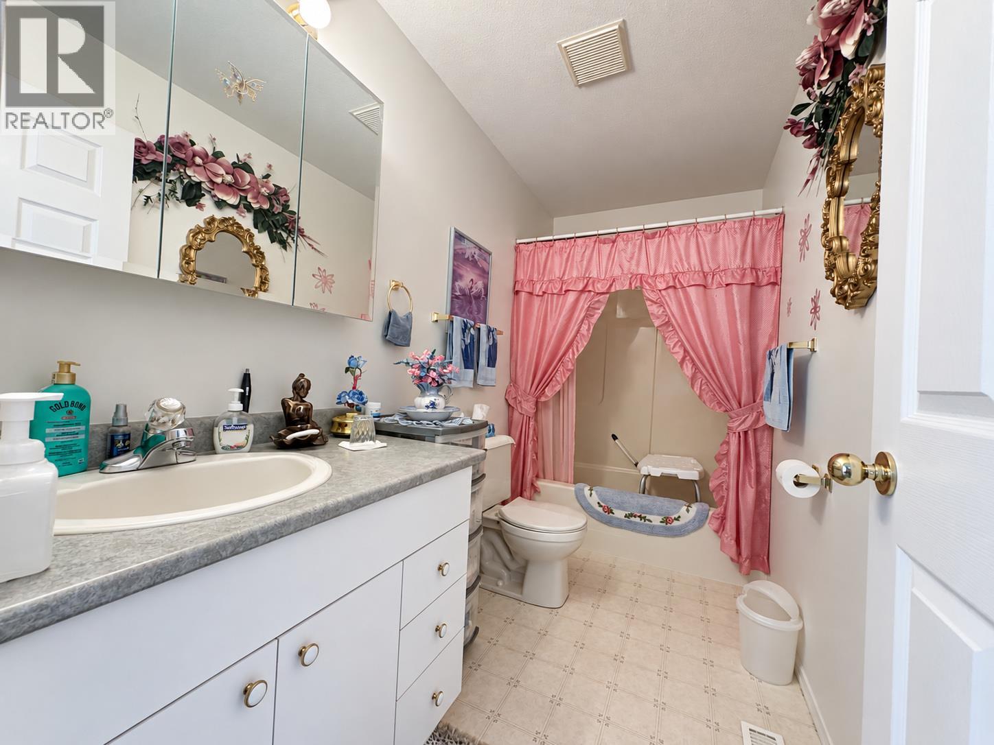 396 Robin Drive Property Photo 17