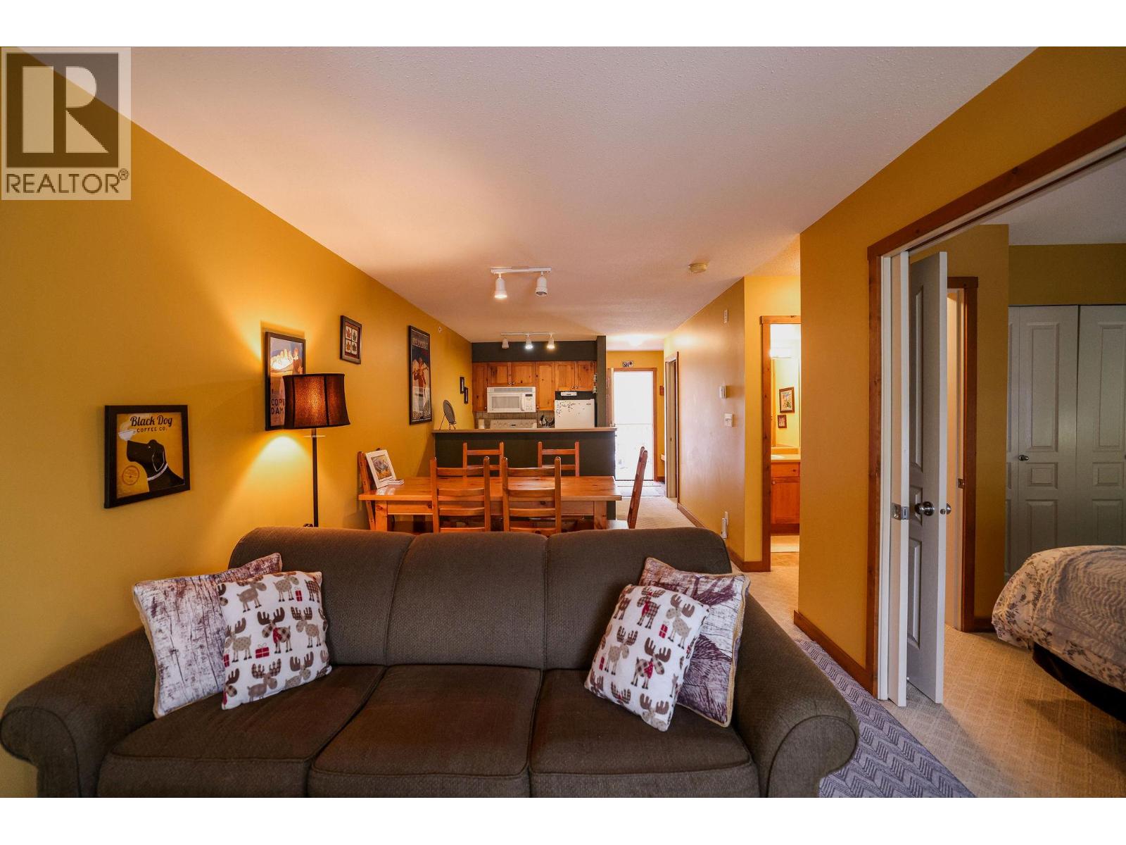 9812 Silver Star Road Unit# 305 Property Photo 4