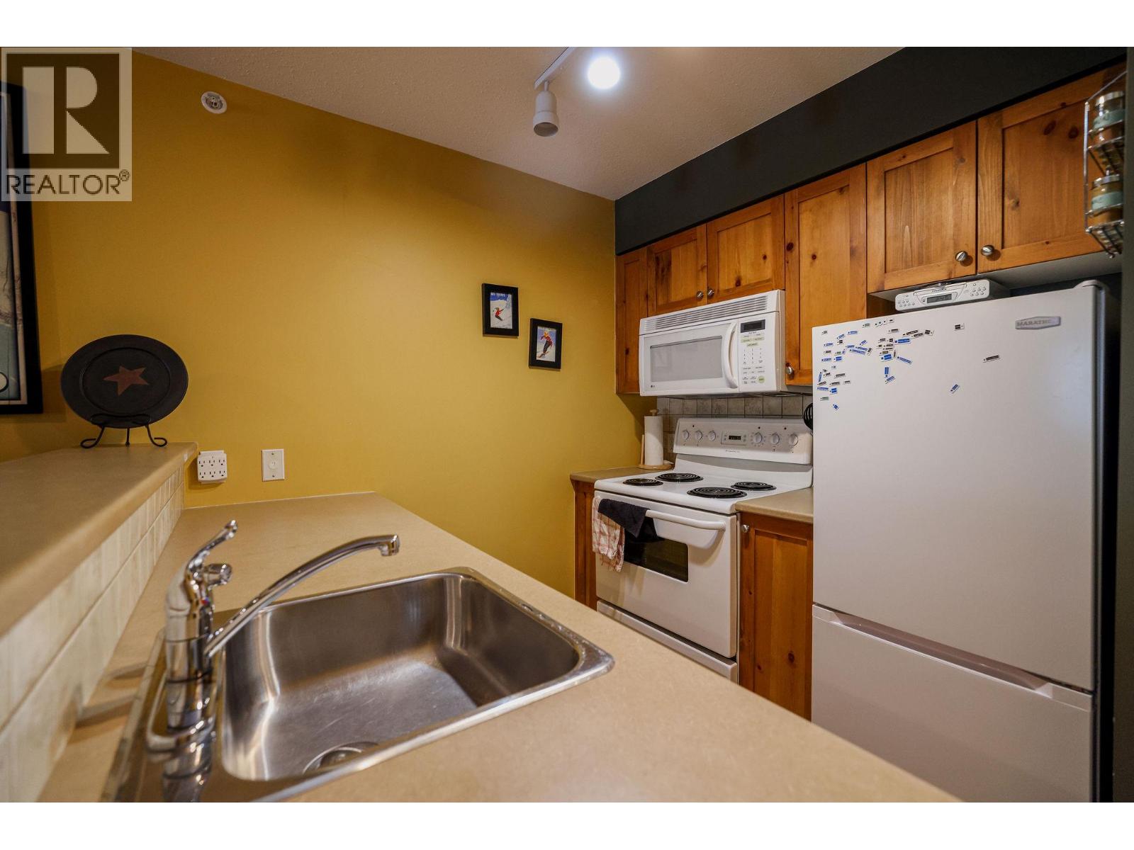 9812 Silver Star Road Unit# 305 Property Photo 8