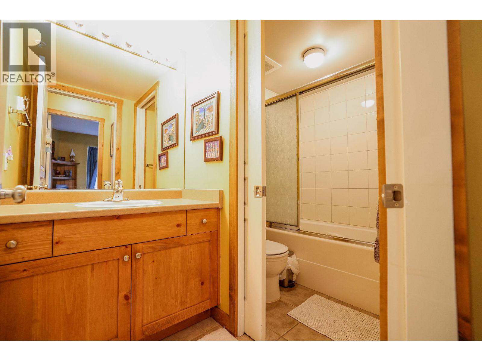 9812 Silver Star Road Unit# 305 Property Photo 14
