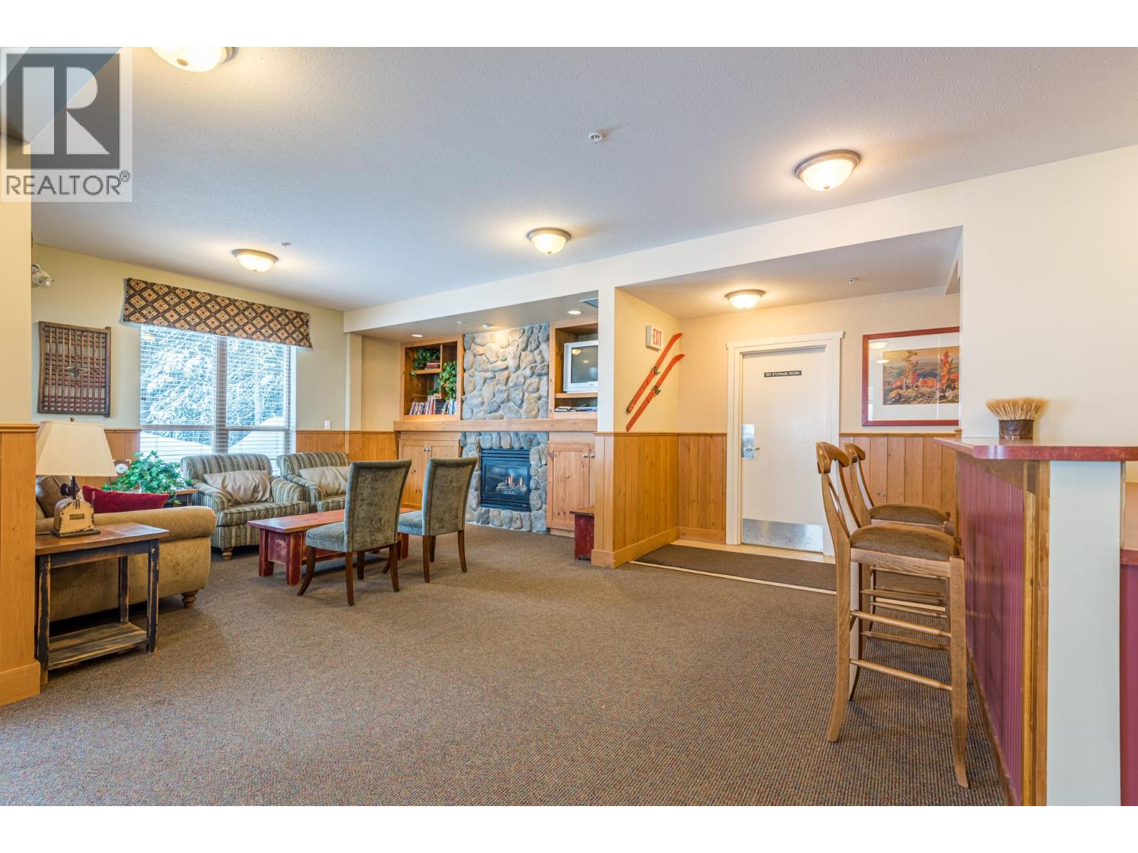 9812 Silver Star Road Unit# 305 Property Photo 26