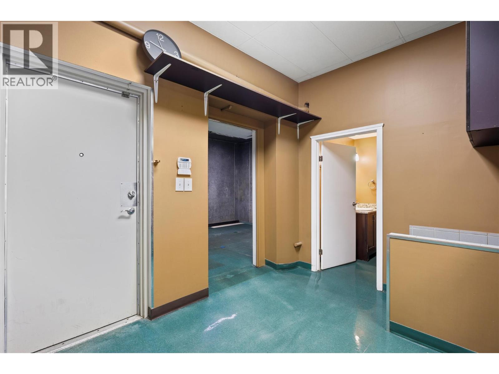 182 Tranquille Road Property Photo 12
