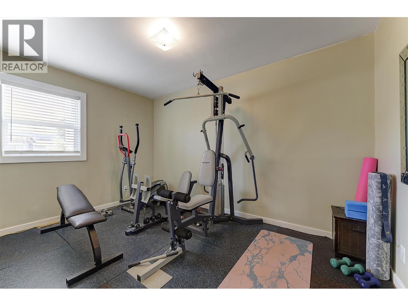 1296 Kelglen Crescent Property Photo 31