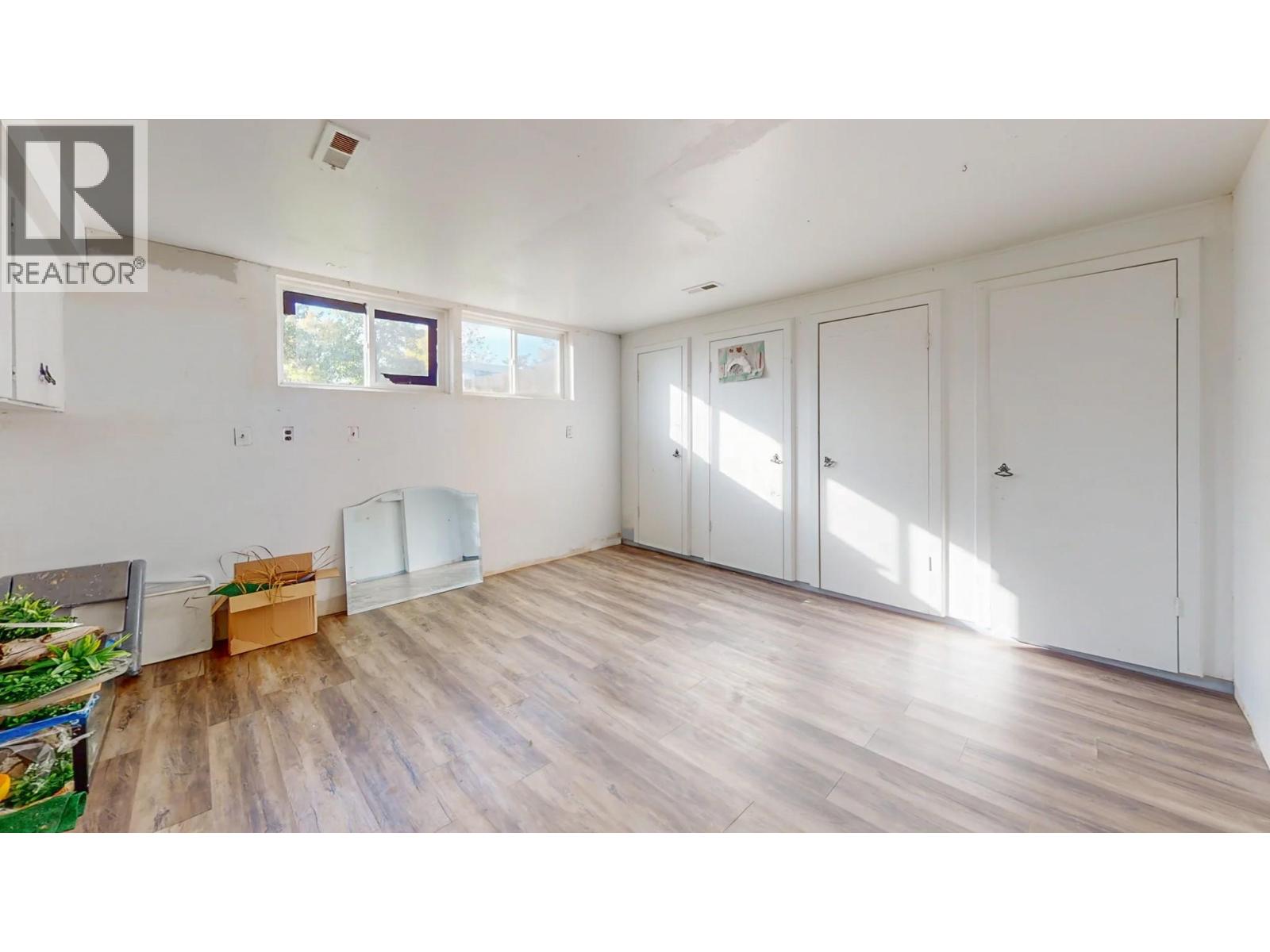 115 24th Avenue N Property Photo 8