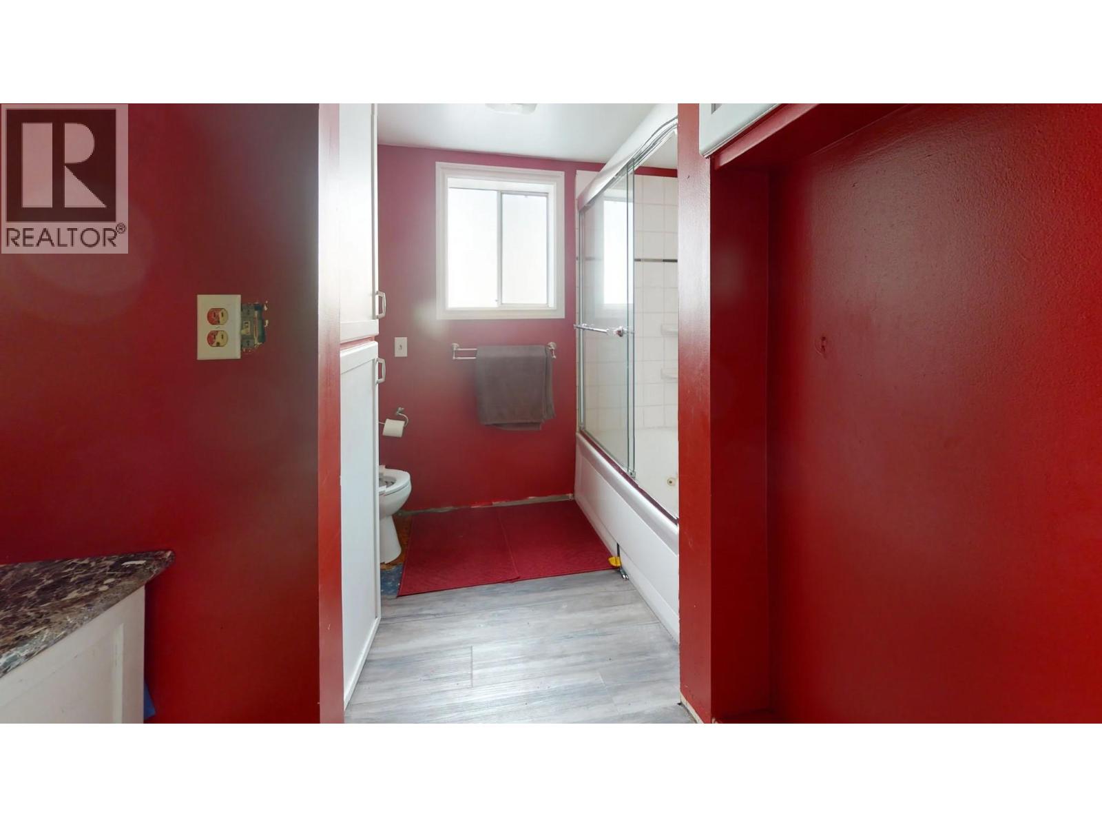 115 24th Avenue N Property Photo 15