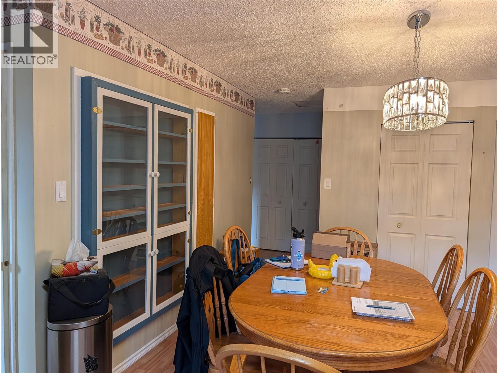 8893 Holding Road Property Photo 9