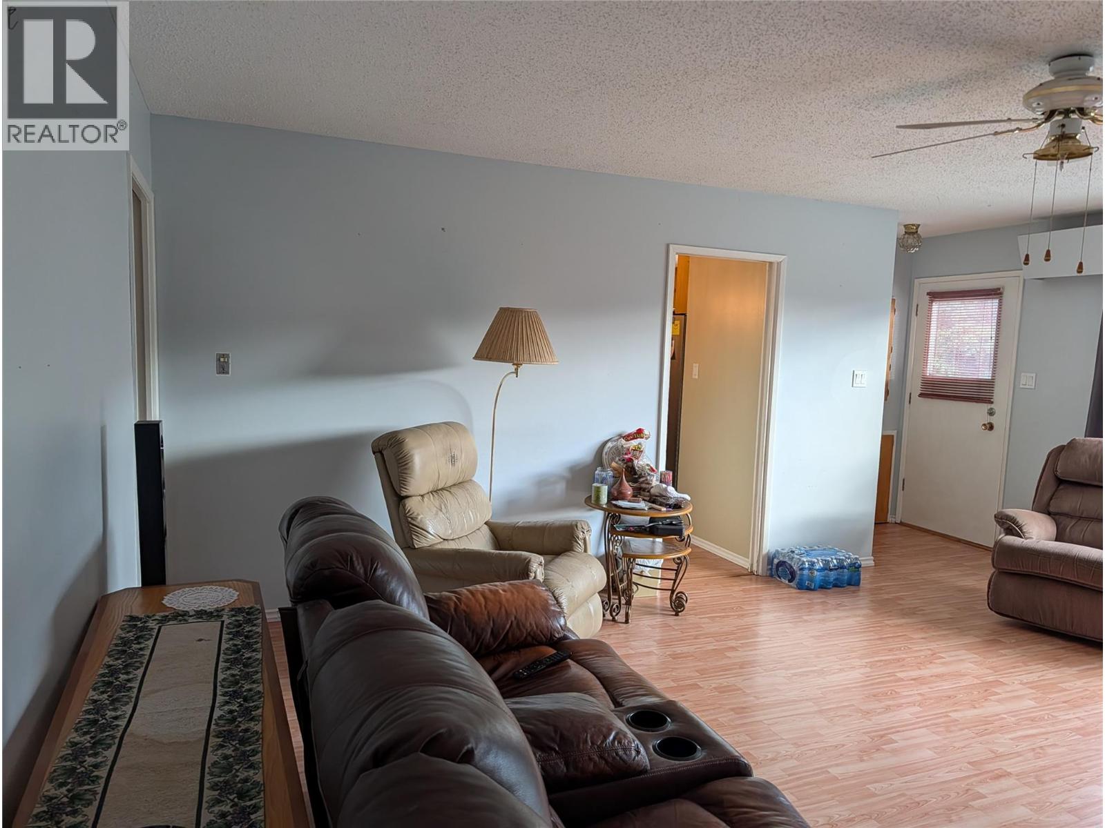 8893 Holding Road Property Photo 12
