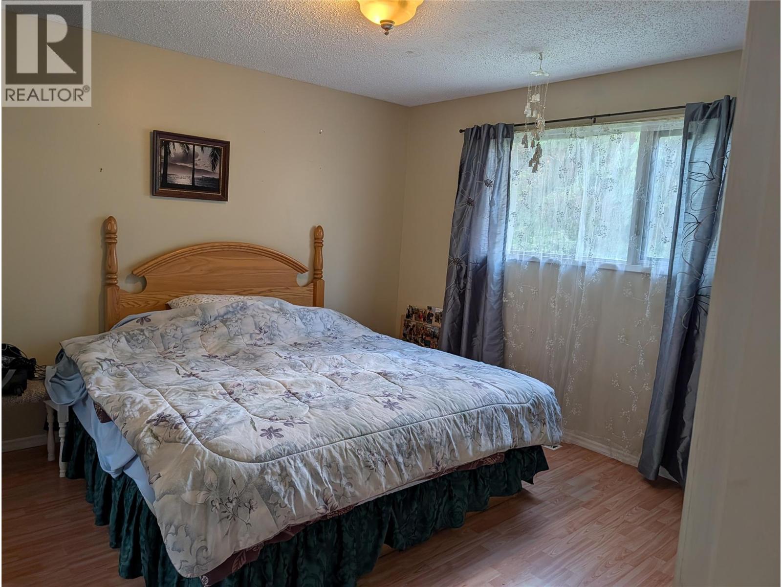 8893 Holding Road Property Photo 18