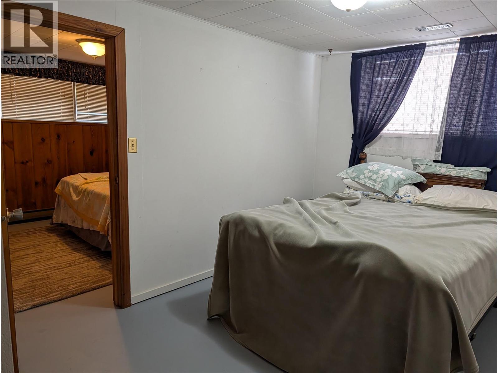 8893 Holding Road Property Photo 24