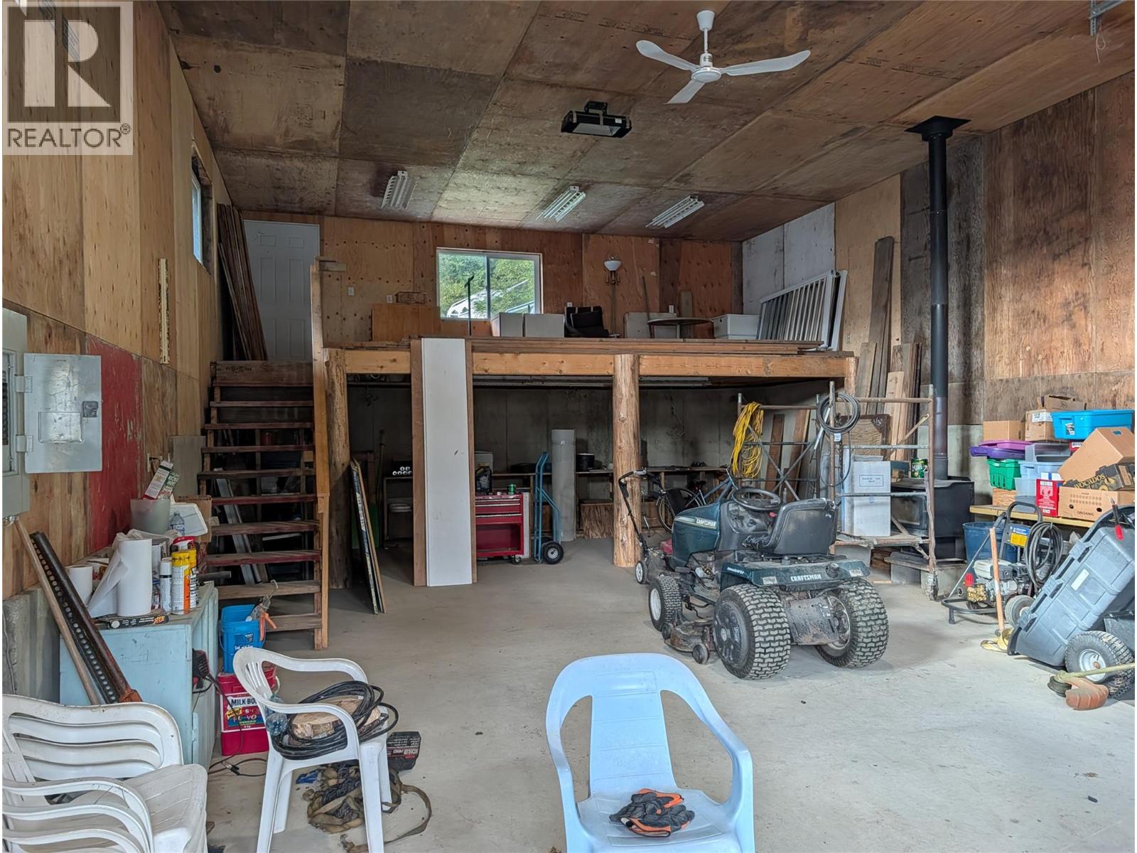 8893 Holding Road Property Photo 42