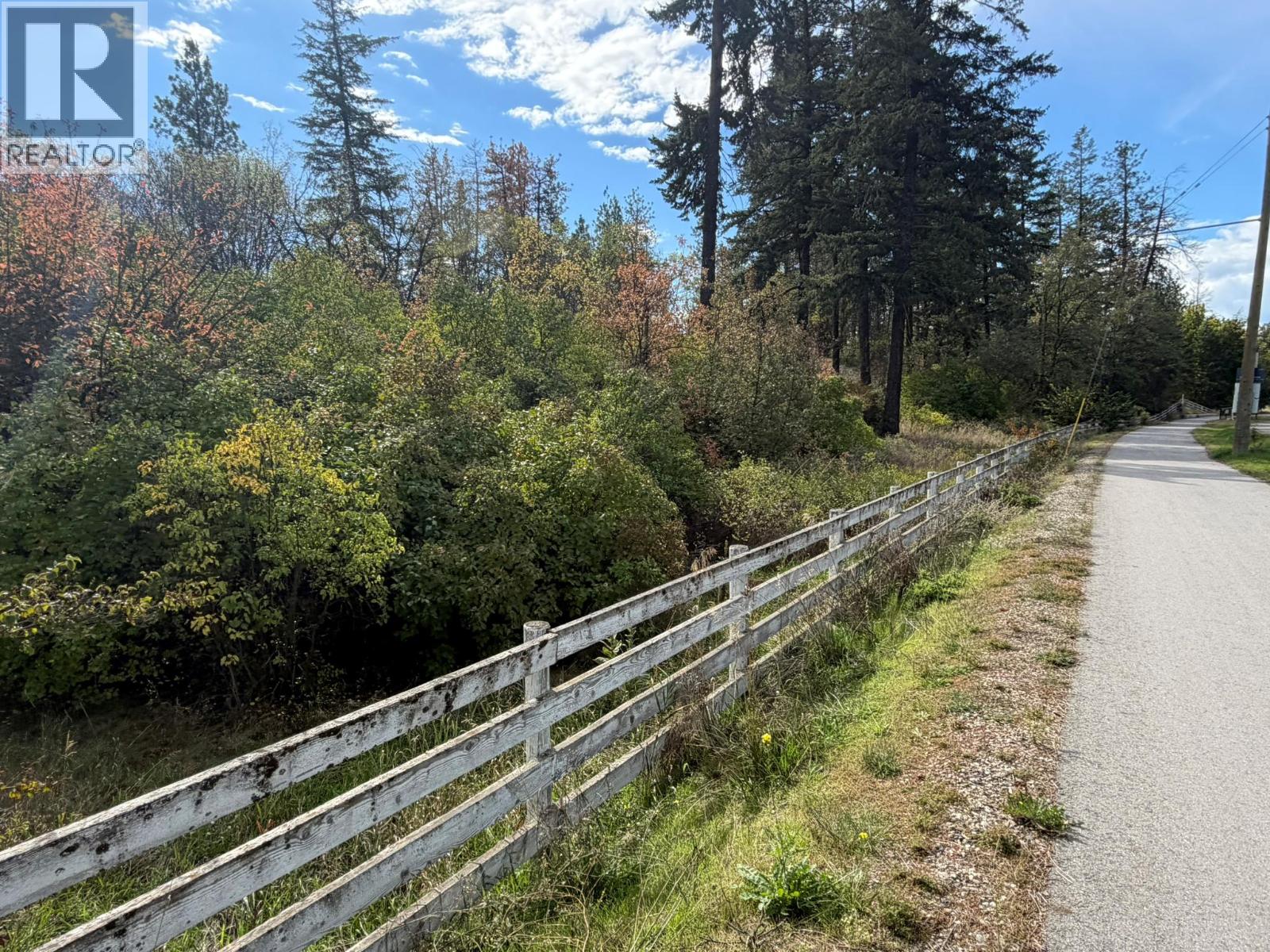 5440 Silver Star Road Property Photo 17