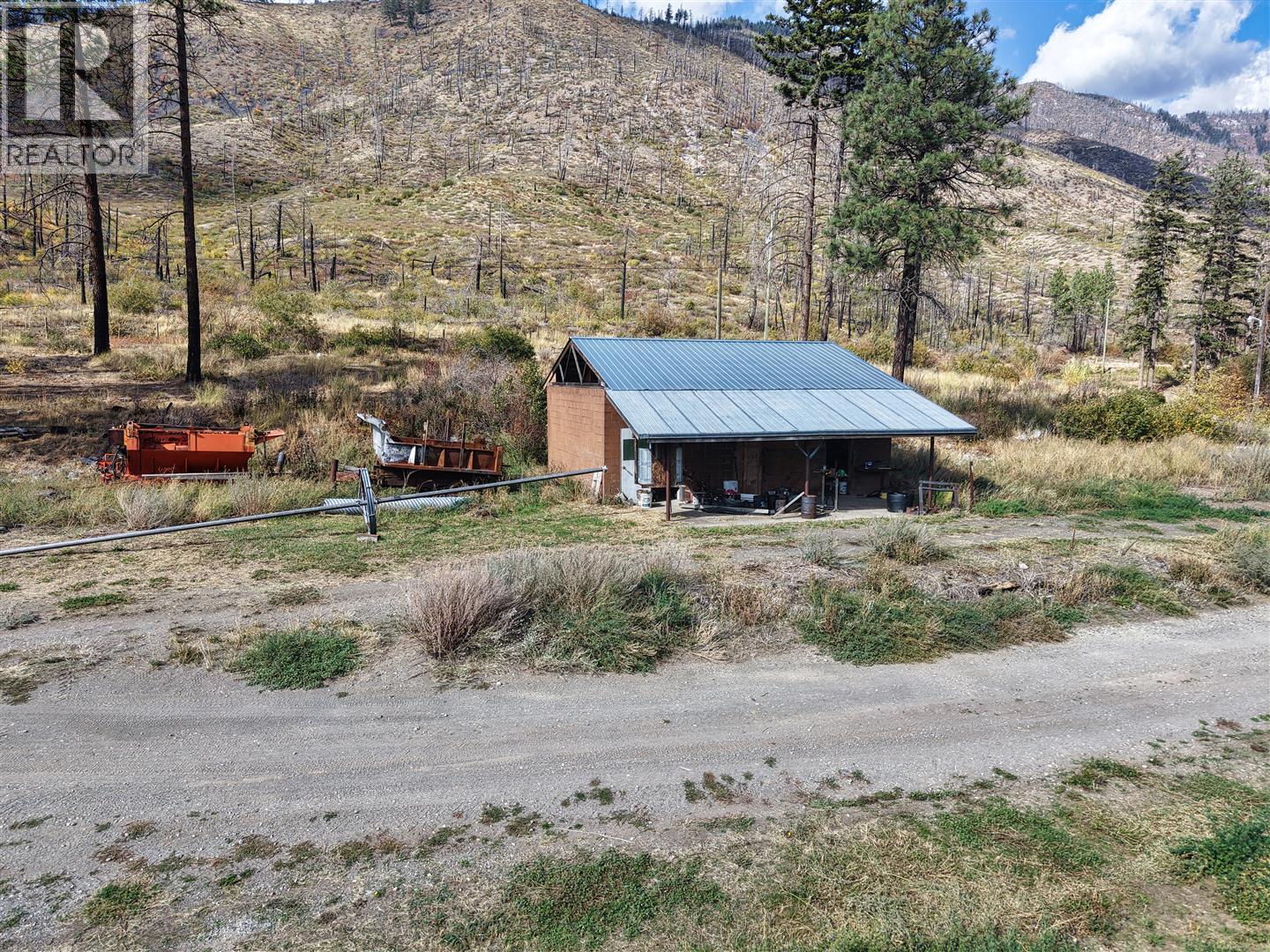 2000/1960 Botanie Creek Road Property Photo 39