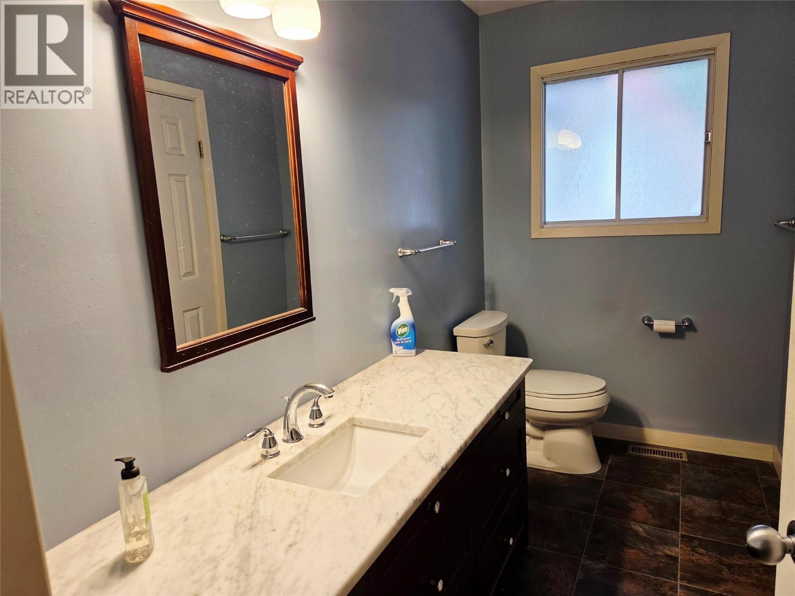 88 103 Avenue Property Photo 9