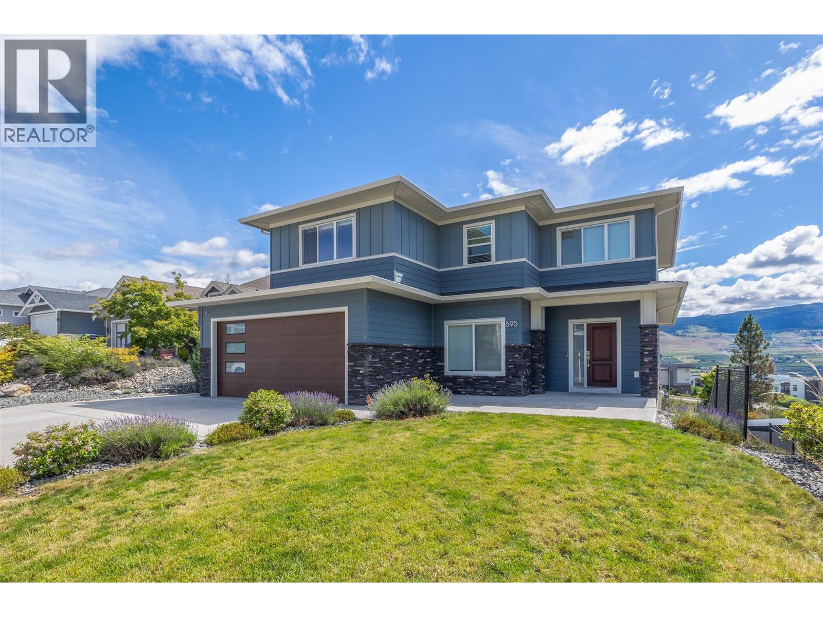 695 Concordia Street Property Photo 1
