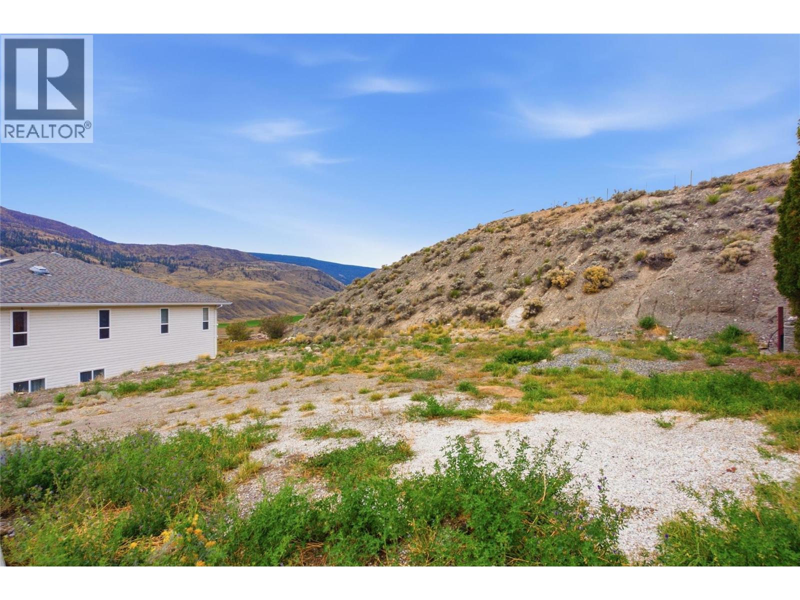 1398/1400 Semlin Drive Property Photo 42