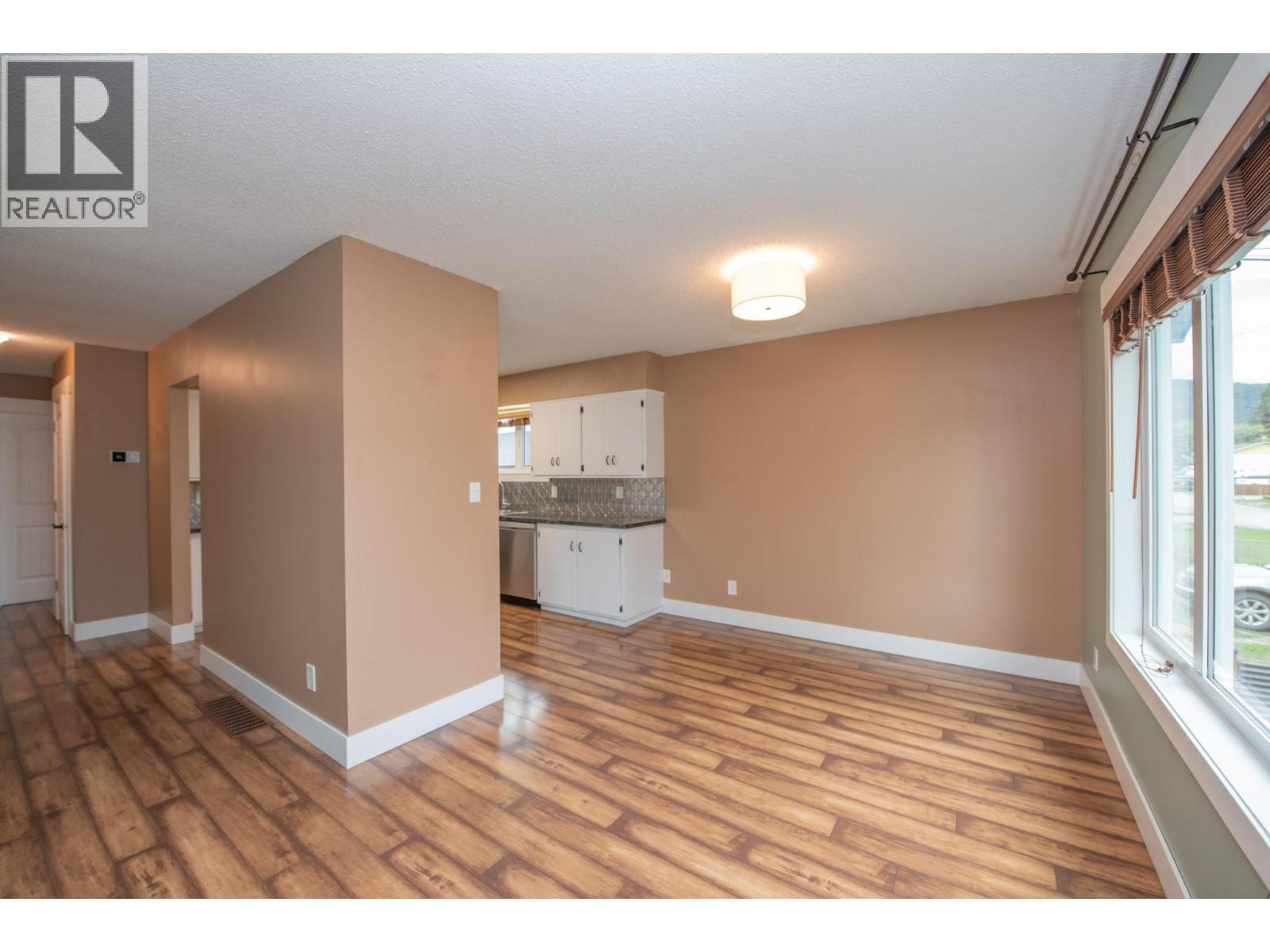 2855 Burns Avenue Property Photo 12