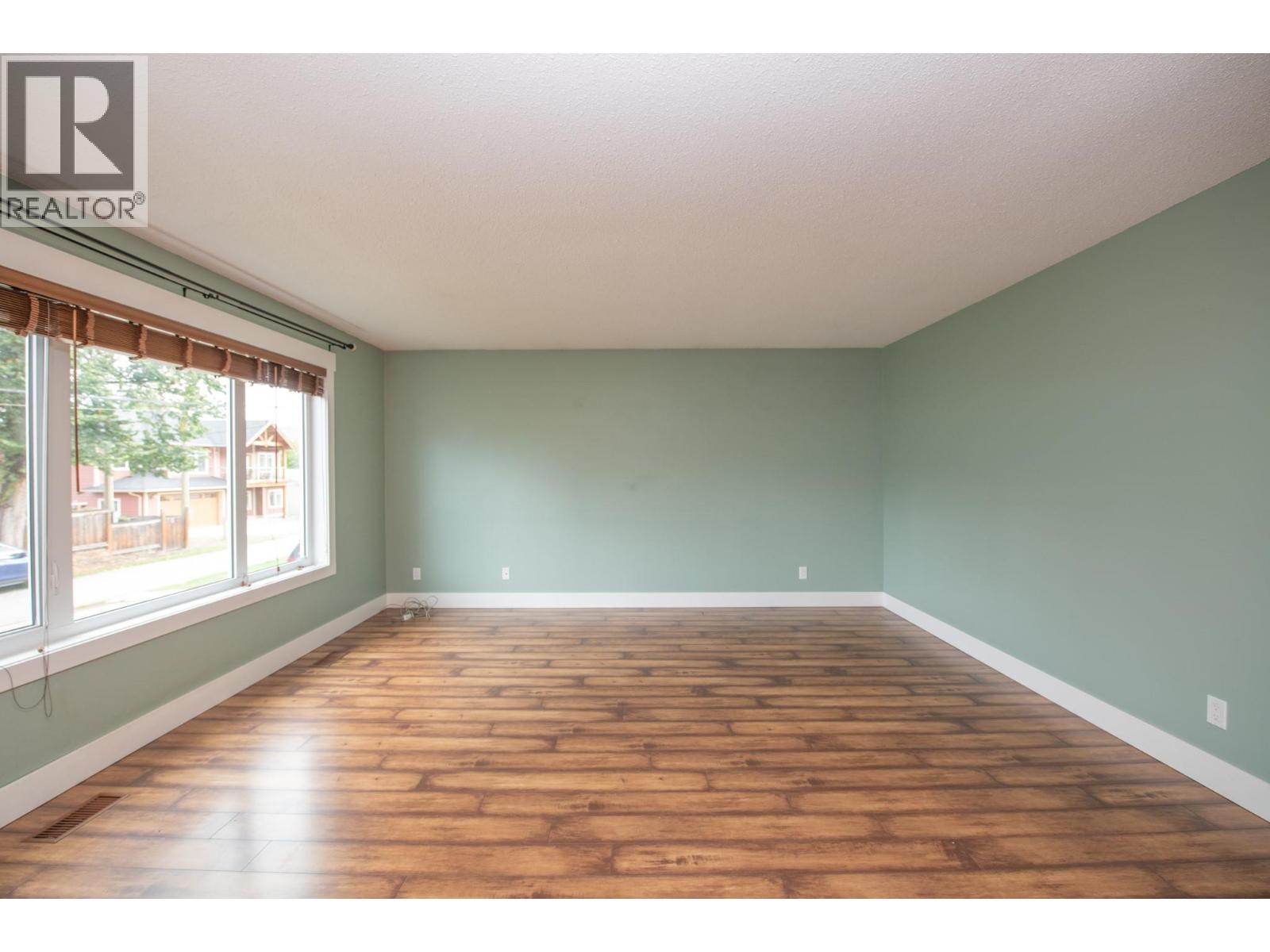2855 Burns Avenue Property Photo 15