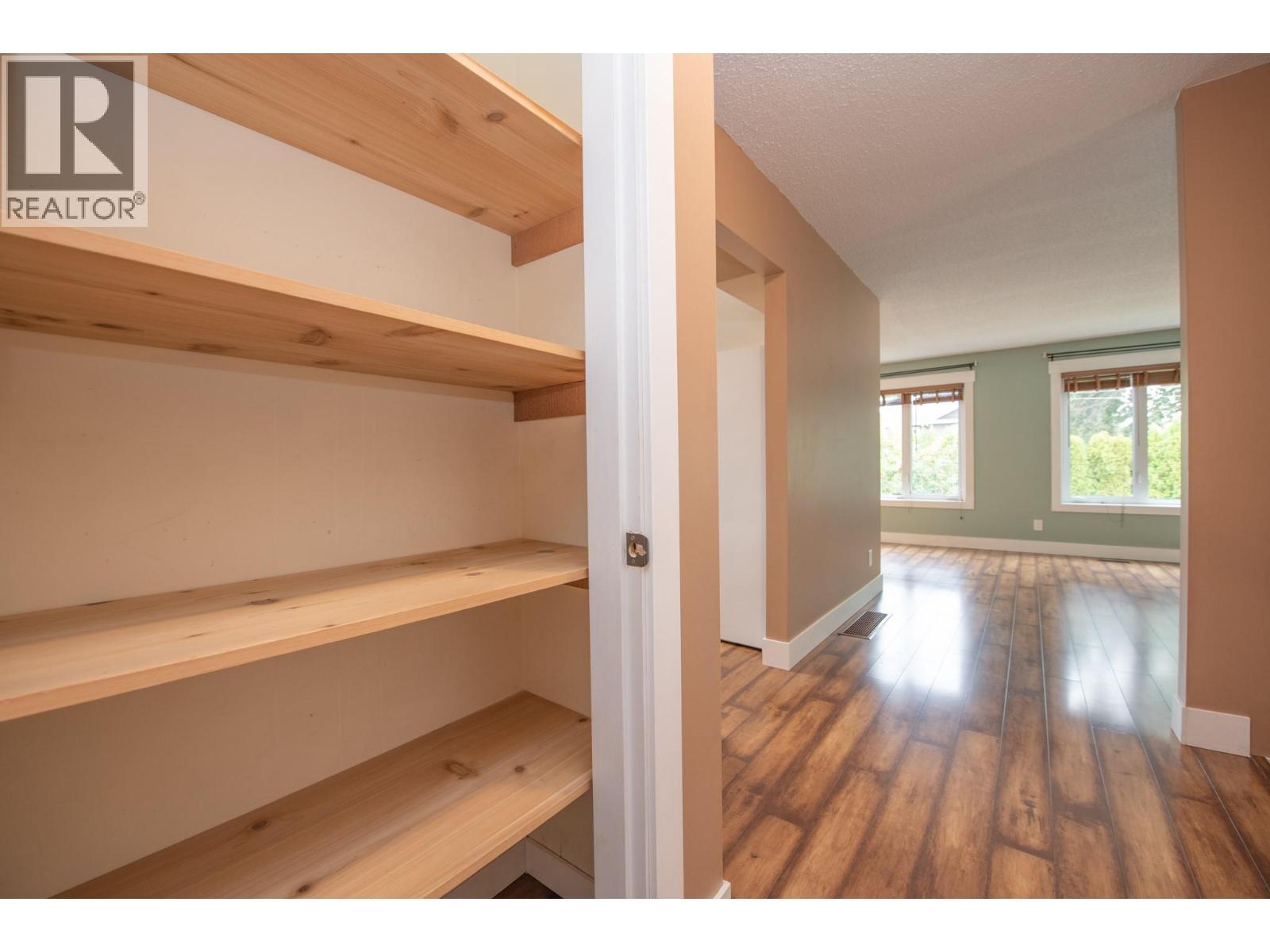 2855 Burns Avenue Property Photo 20