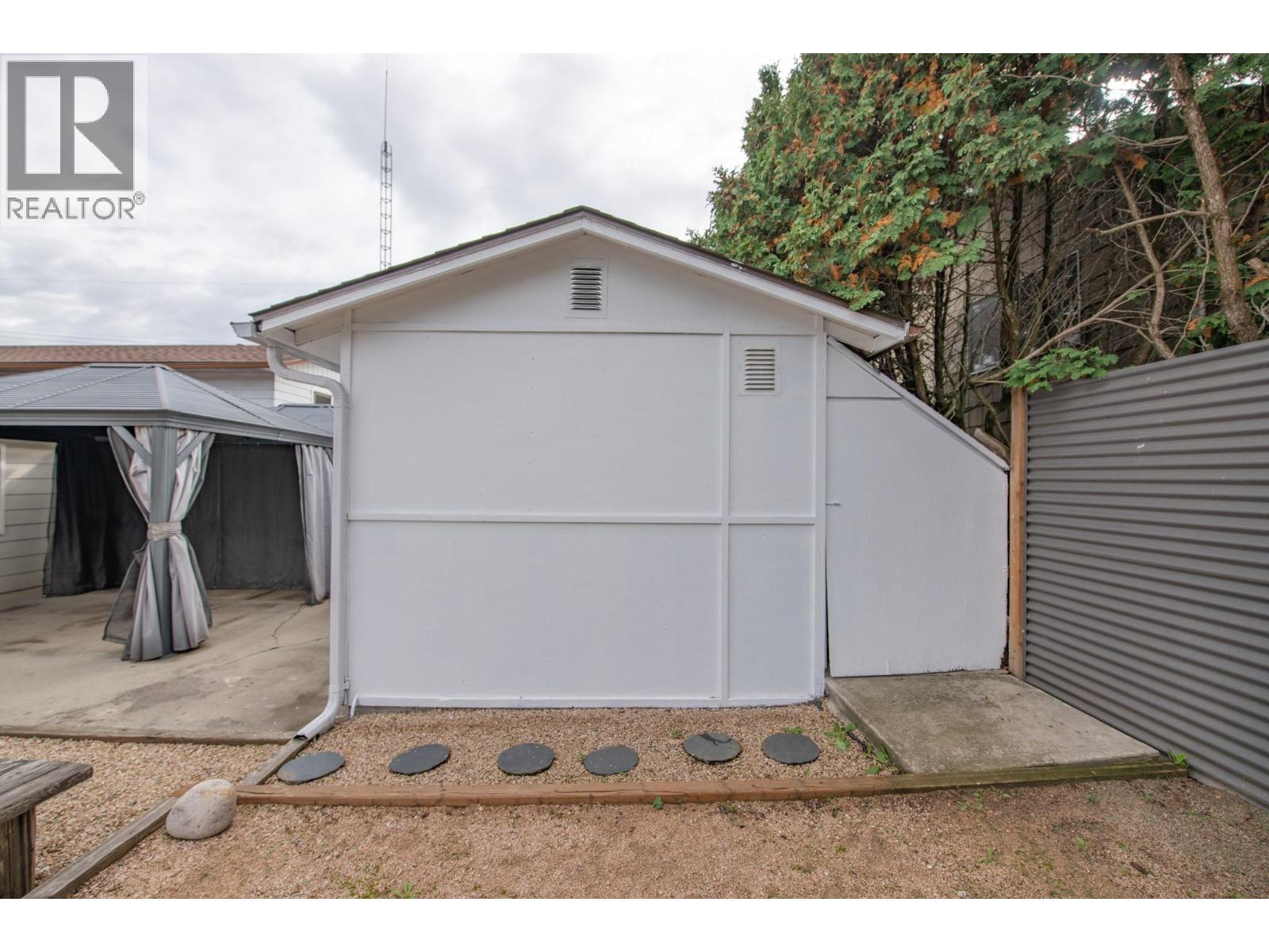 2855 Burns Avenue Property Photo 47
