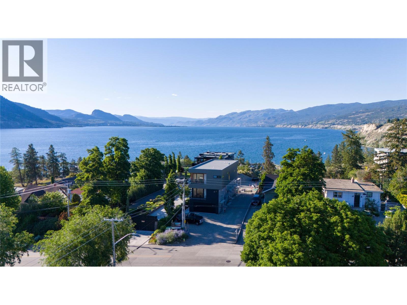 591 Vancouver Avenue Property Photo 1