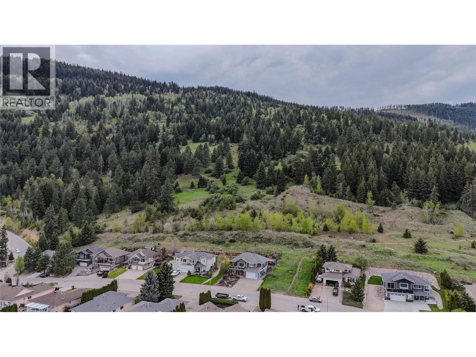 2000 Mountain View Avenue Property Photo 4