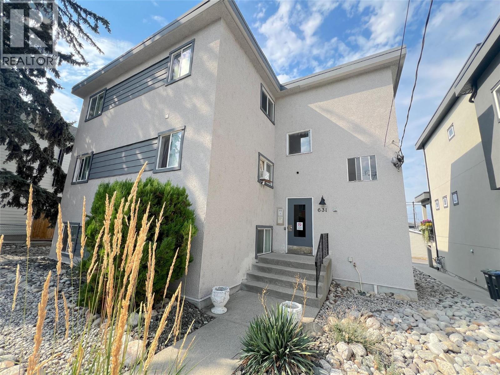 631 Burns Street
