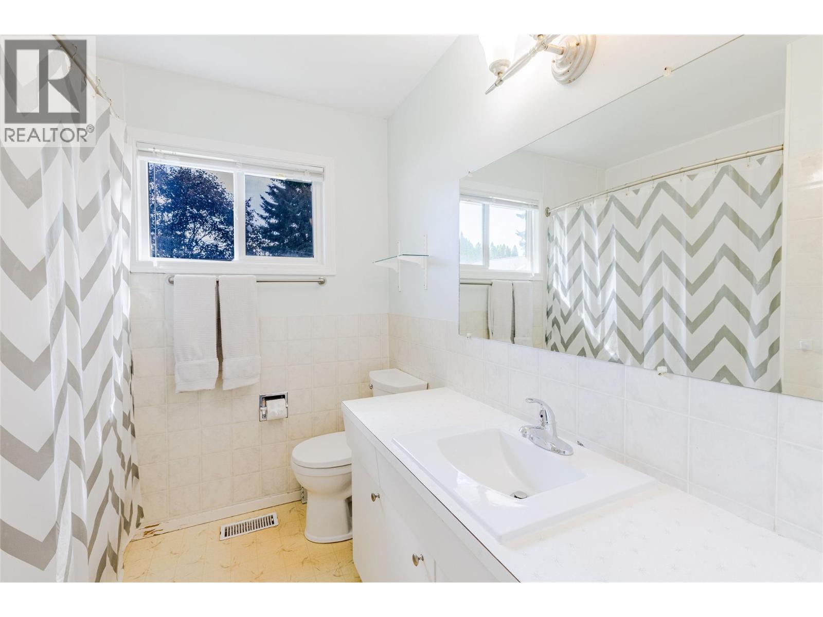 2109 Cedar Street Property Photo 14