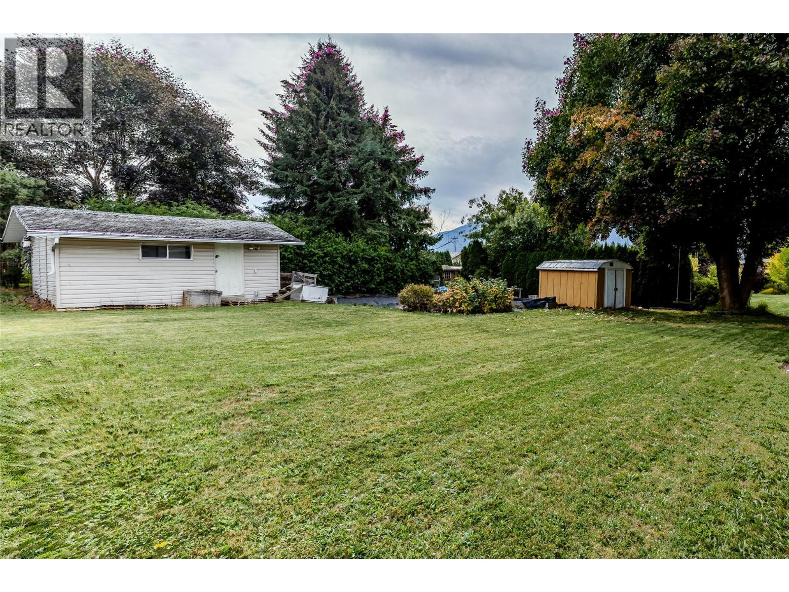 2109 Cedar Street Property Photo 21