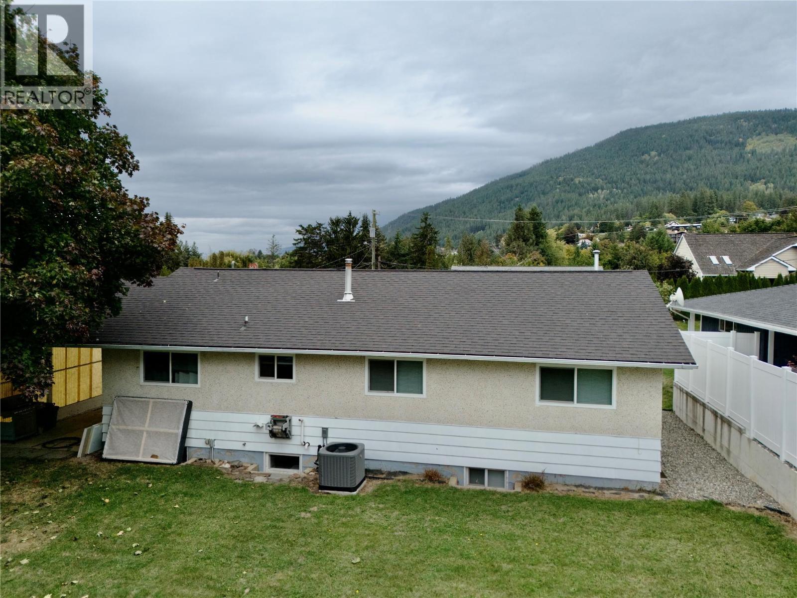 2109 Cedar Street Property Photo 29