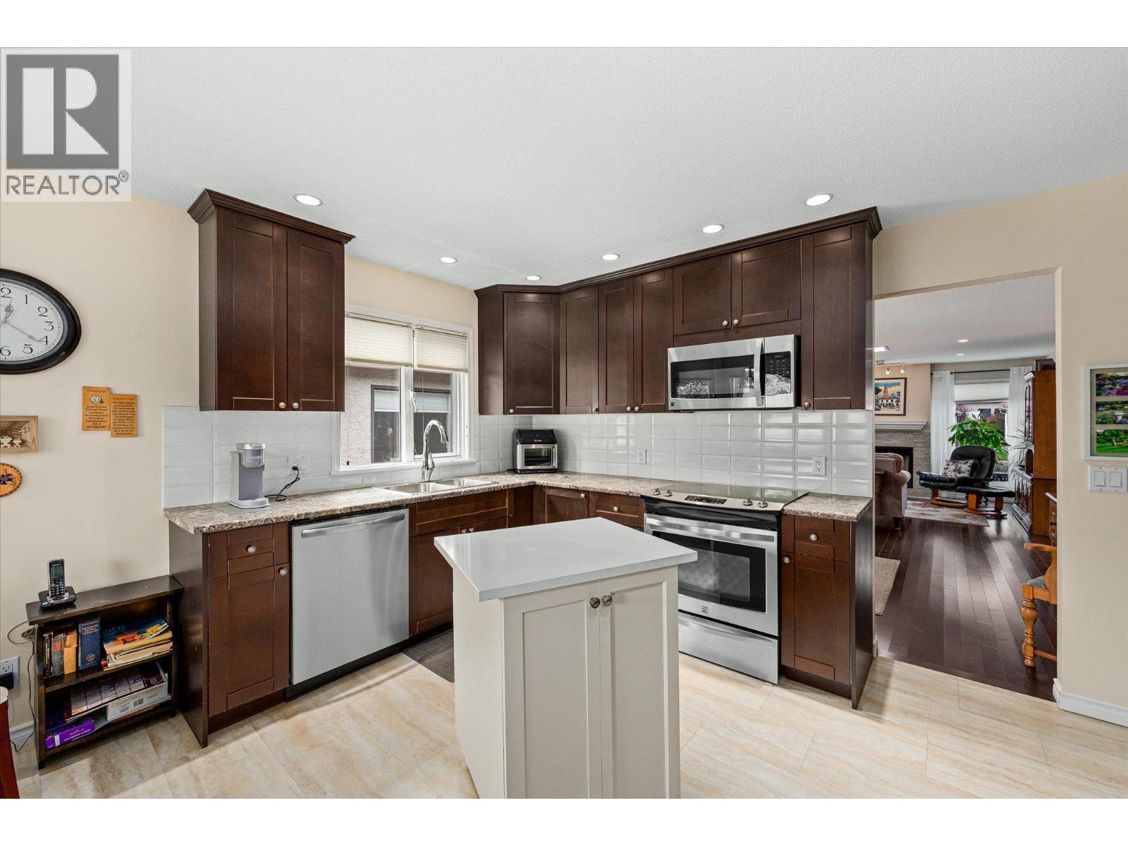 615 Glenmeadows Road Unit# 3 Property Photo 12