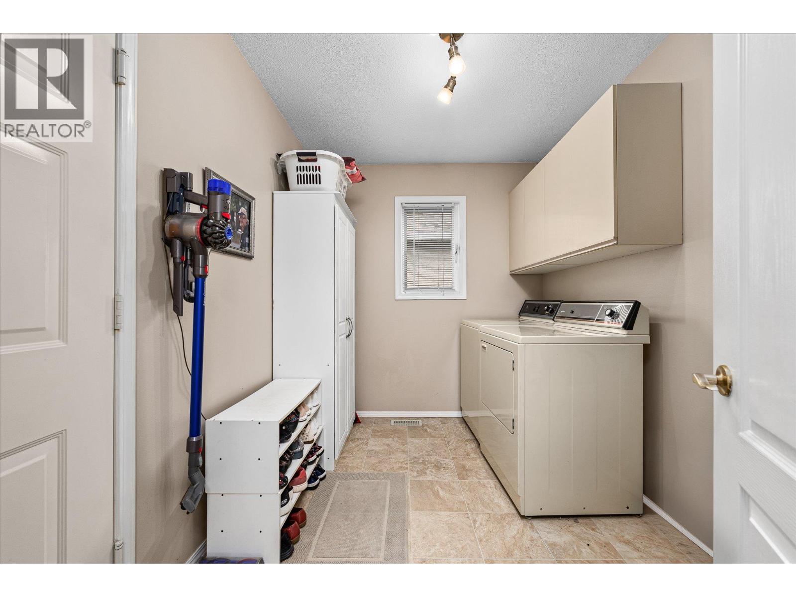 615 Glenmeadows Road Unit# 3 Property Photo 23