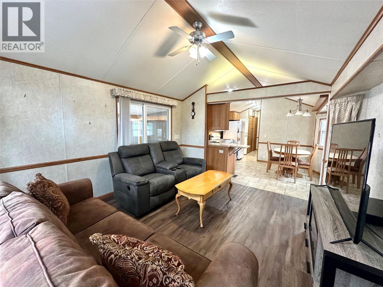 4354 Highway 3 Unit# 80 Property Photo 9