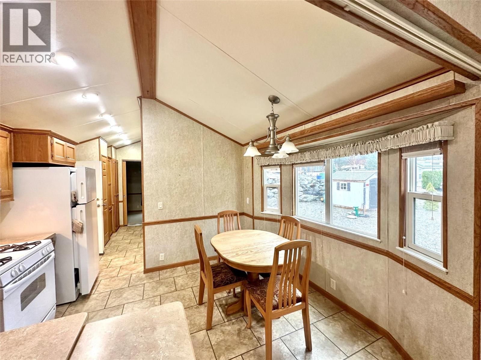 4354 Highway 3 Unit# 80 Property Photo 10