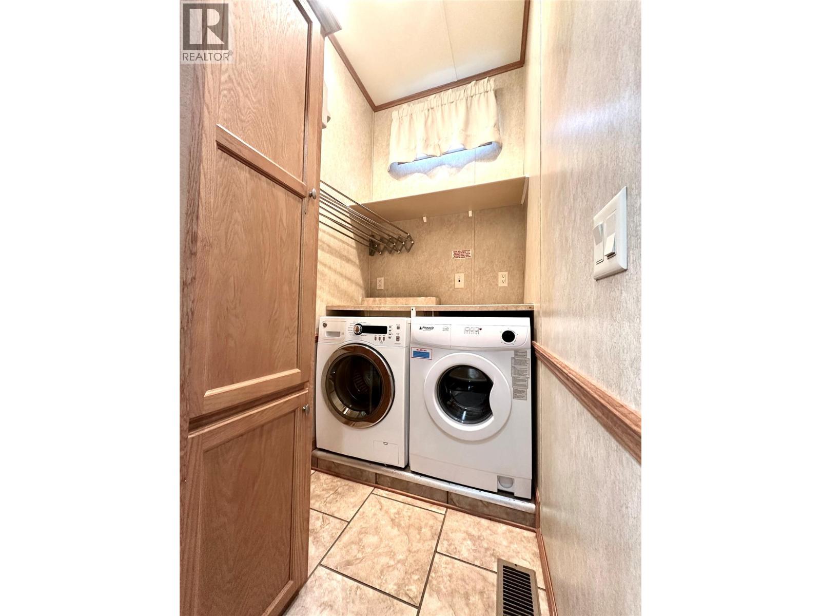 4354 Highway 3 Unit# 80 Property Photo 15