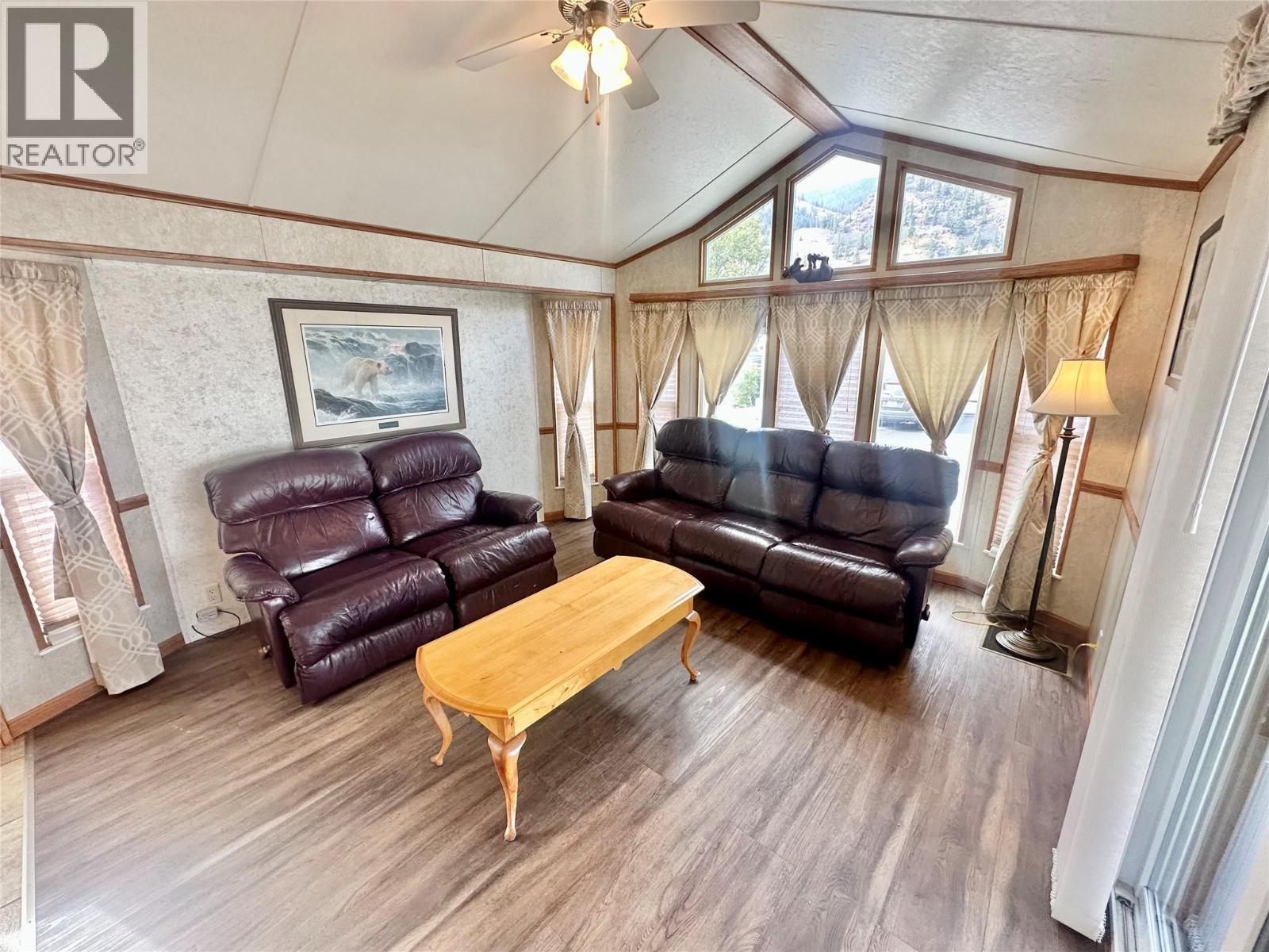 4354 Highway 3 Unit# 80 Property Photo 33