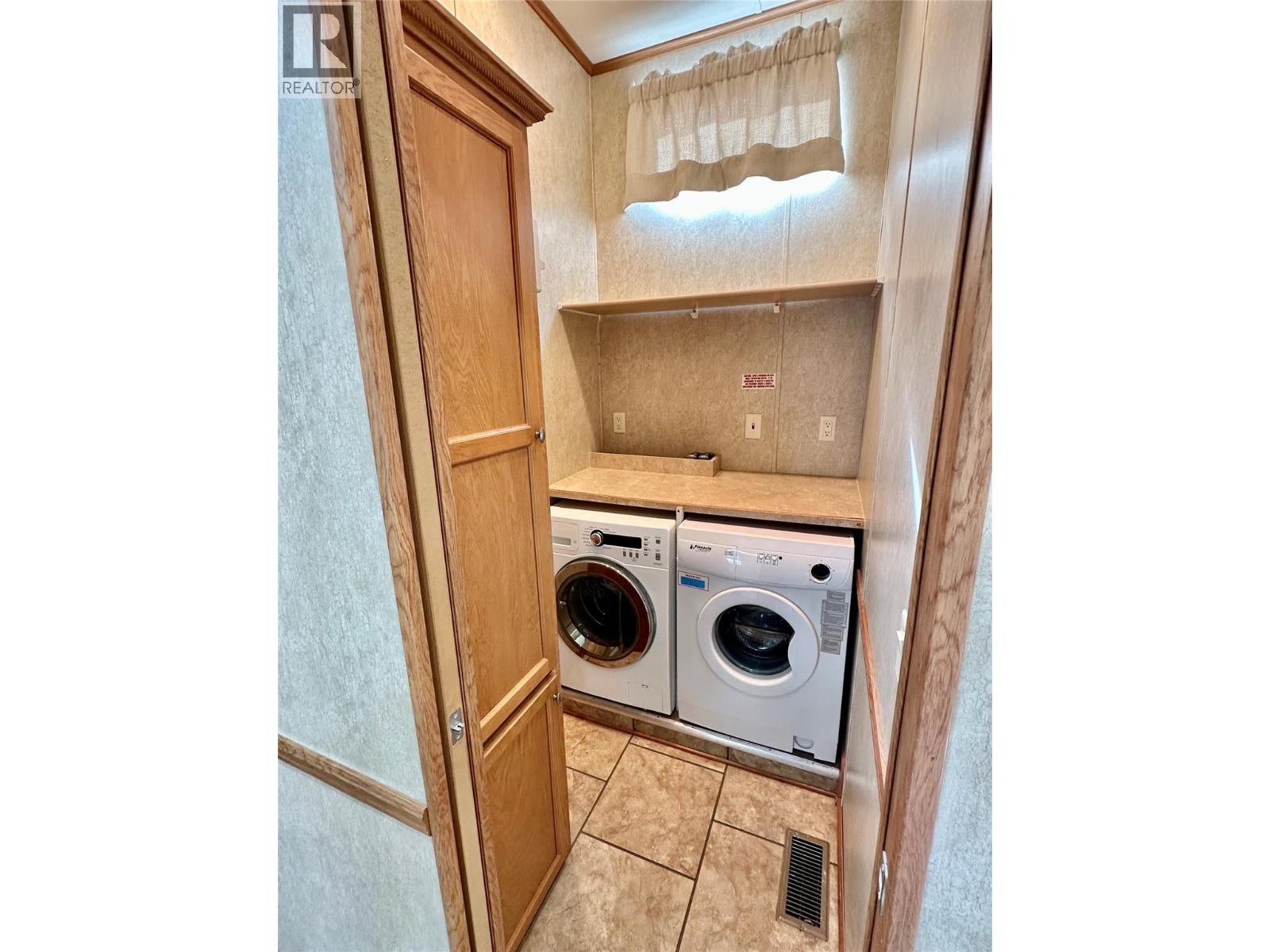 4354 Highway 3 Unit# 80 Property Photo 40